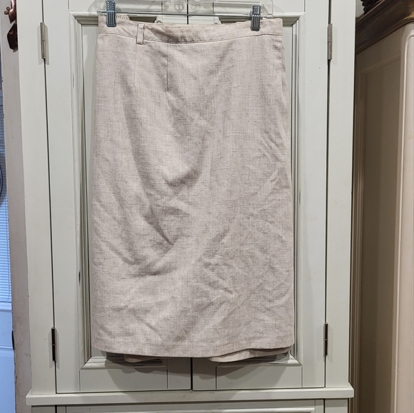 Sag Harbor Classic Linen lined skirt - Picture 1 of 3